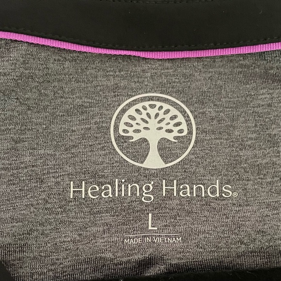 Healing Hands women’s black scrub, set with zipper pockets - Picture 2 of 5
